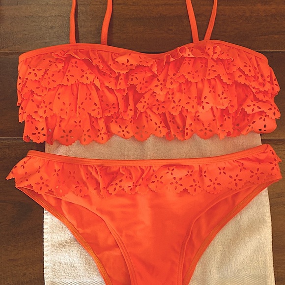 NEW bandeau style w/straps bikini top, cute color! Removable pads, Makes TAN POP - Picture 5 of 12